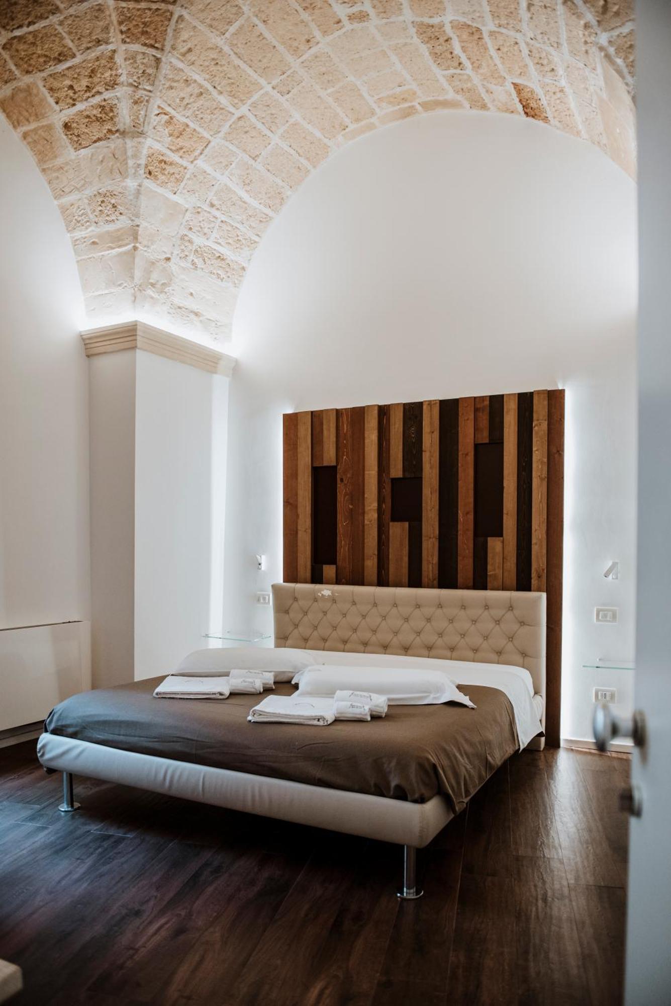 莱切Signuria Dimora Esclusiva住宿加早餐旅馆 外观 照片